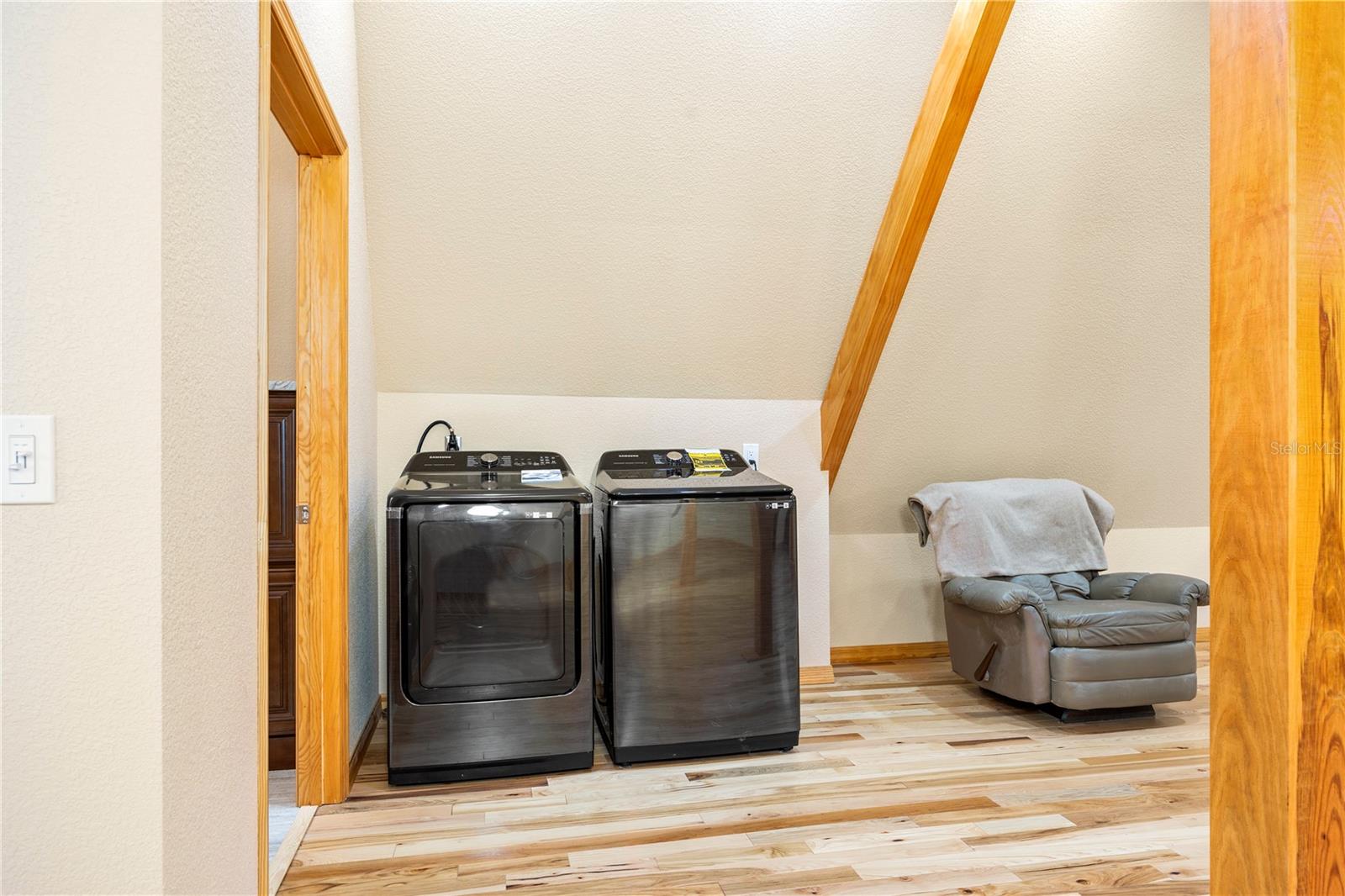 3897 SW PINEMOUNT RD, LAKE CITY, FL, 32024
