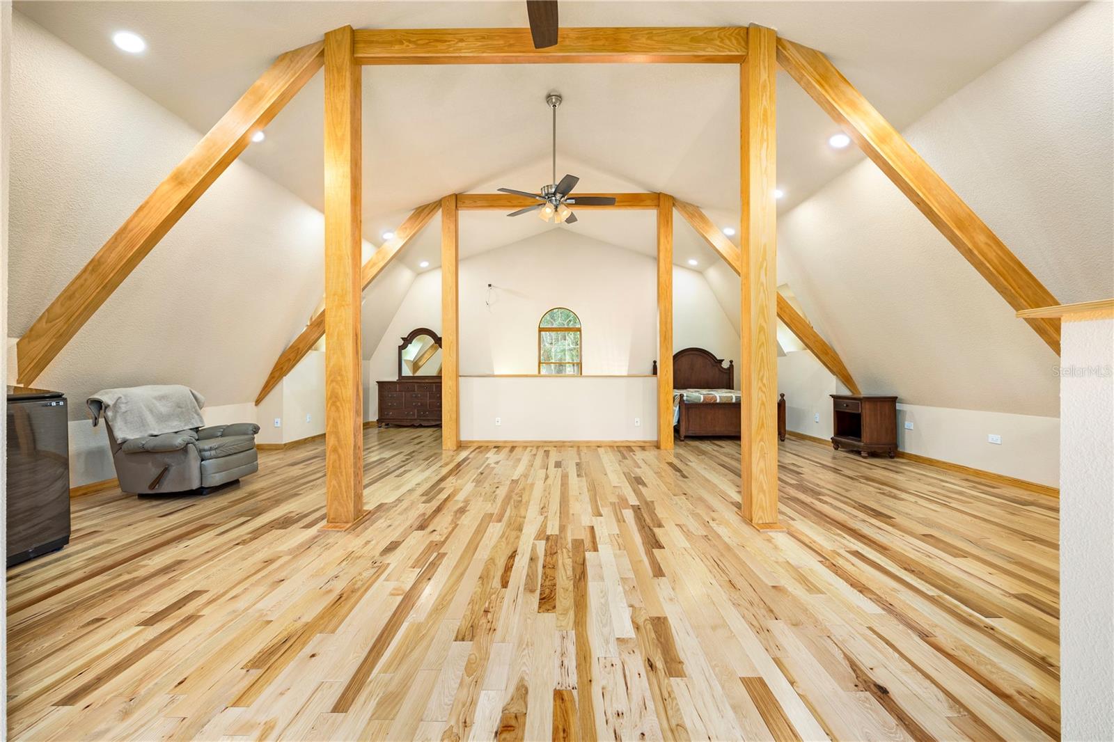 3897 SW PINEMOUNT RD, LAKE CITY, FL, 32024