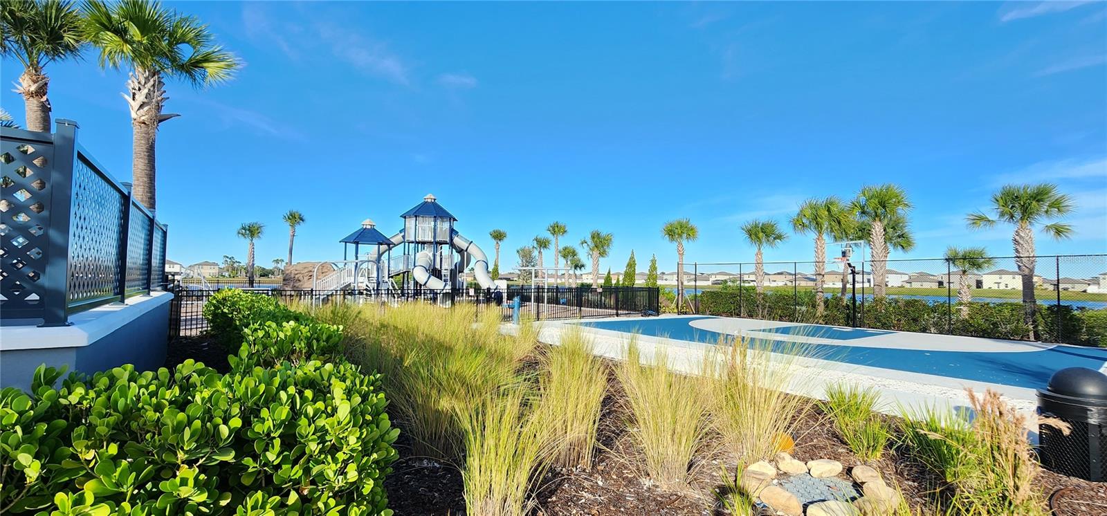 982 8TH ST NW, RUSKIN, FL, 33570