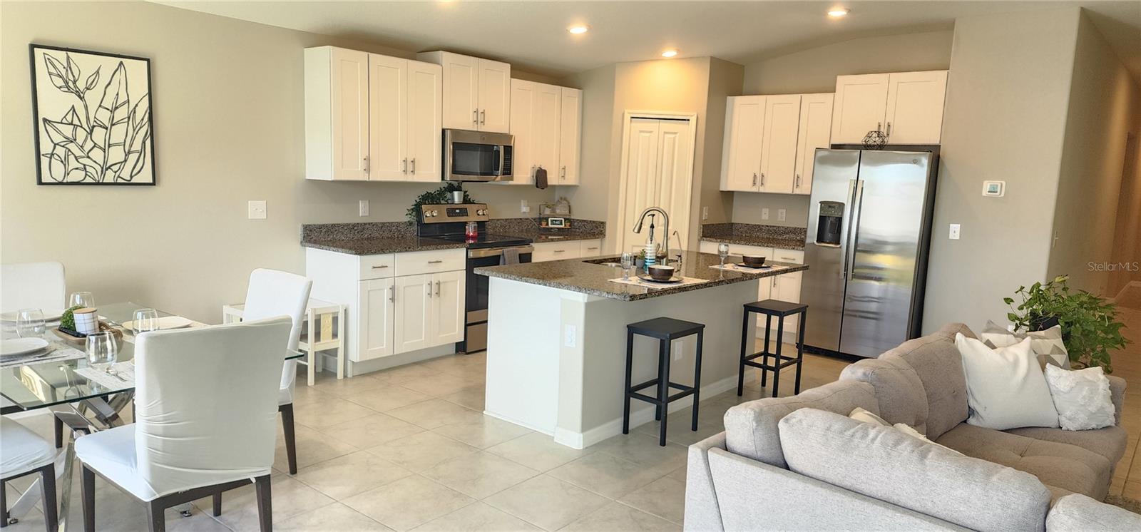 982 8TH ST NW, RUSKIN, FL, 33570