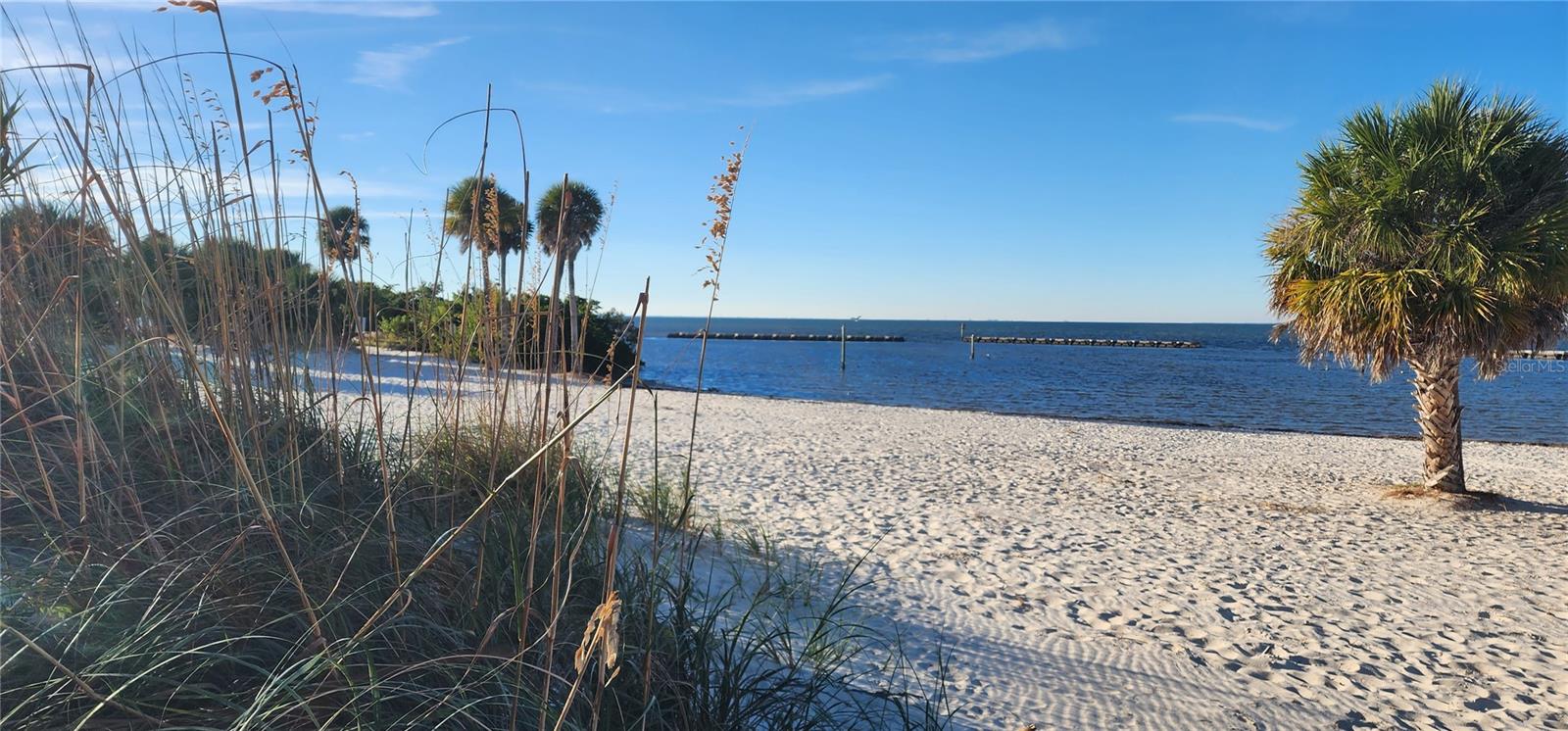 982 8TH ST NW, RUSKIN, FL, 33570