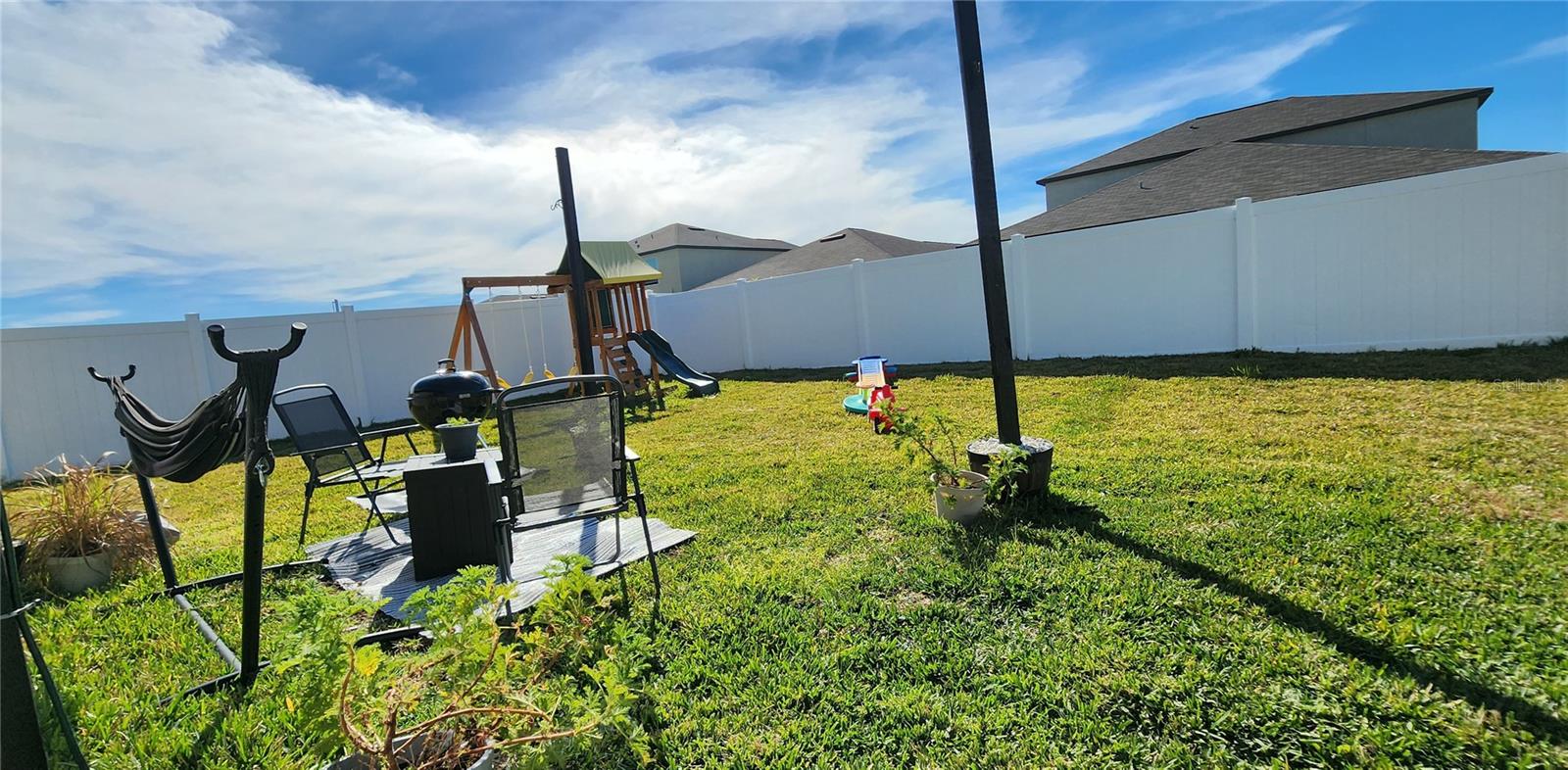 982 8TH ST NW, RUSKIN, FL, 33570