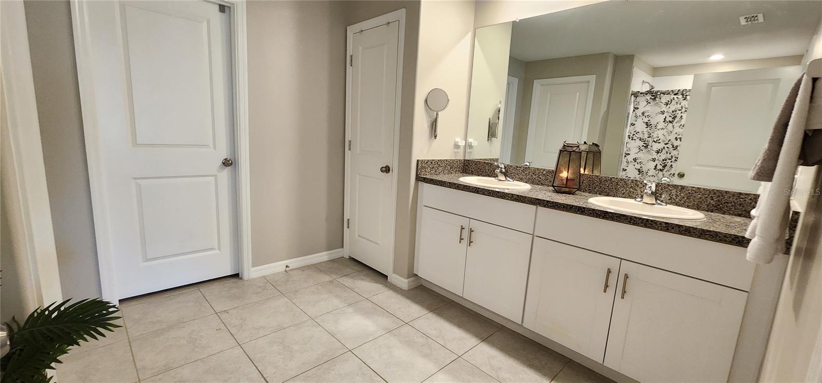 982 8TH ST NW, RUSKIN, FL, 33570