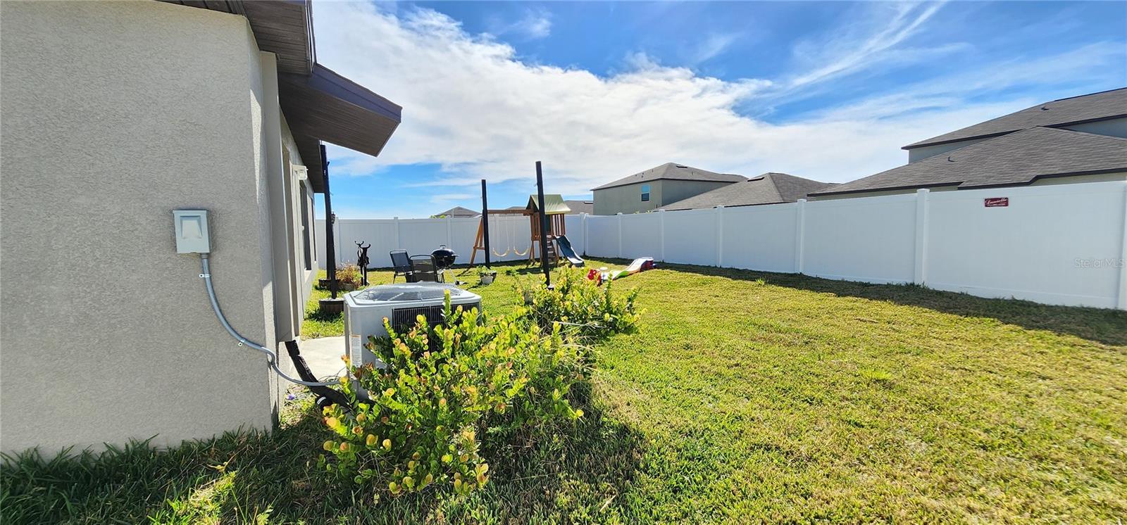 982 8TH ST NW, RUSKIN, FL, 33570