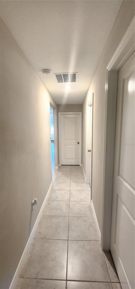 982 8TH ST NW, RUSKIN, FL, 33570