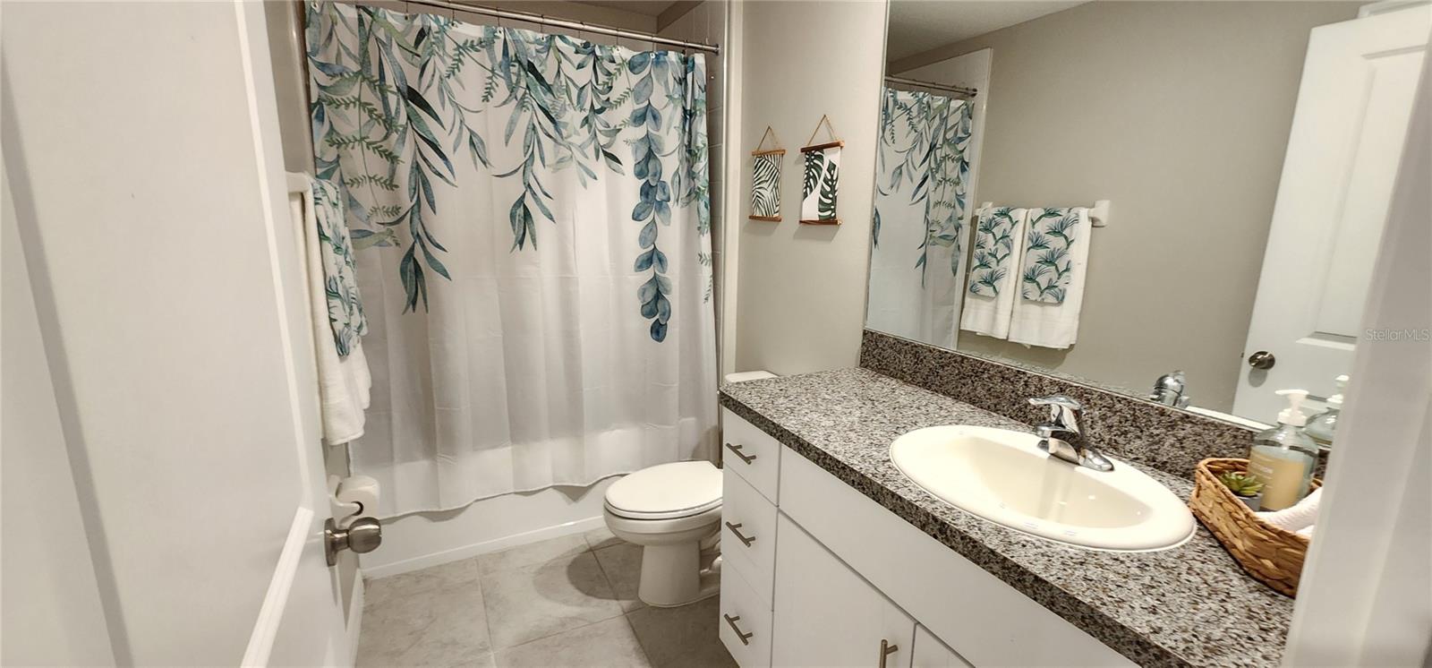 982 8TH ST NW, RUSKIN, FL, 33570