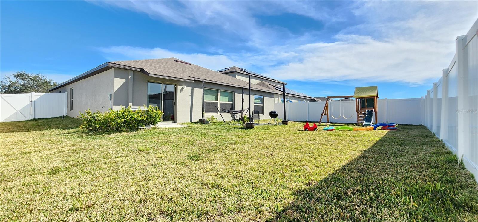 982 8TH ST NW, RUSKIN, FL, 33570