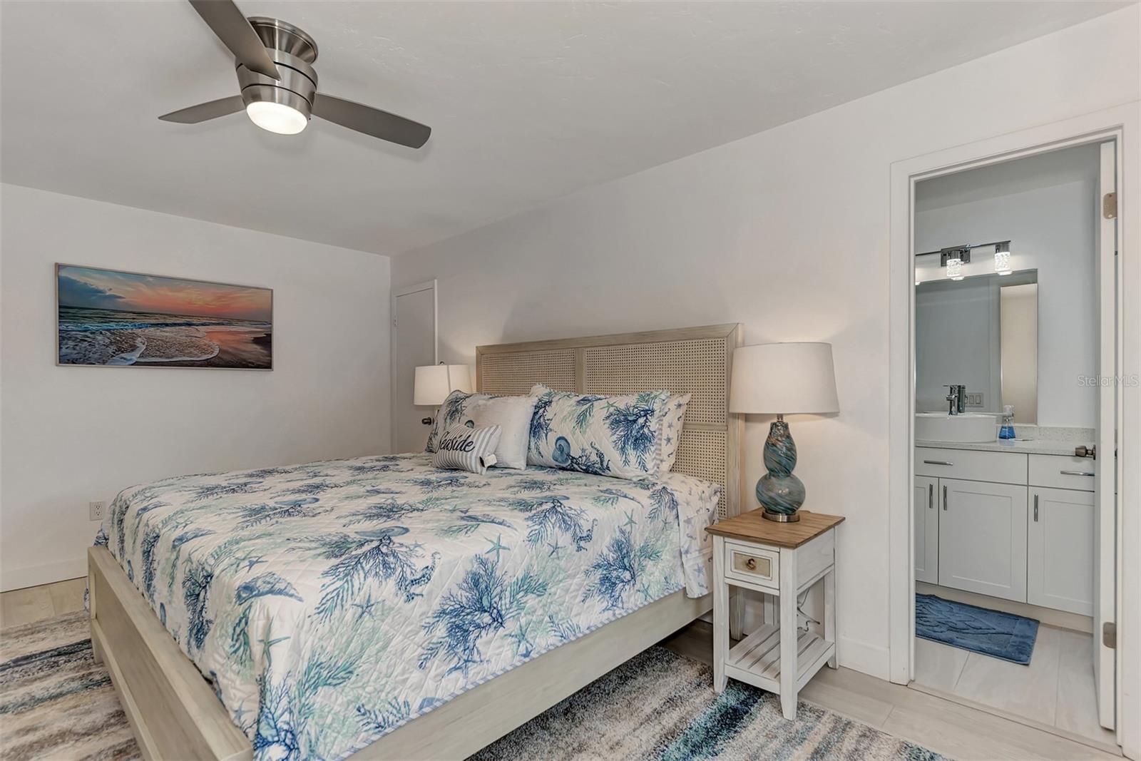 5516 AVENIDA DEL MARE, SARASOTA, FL, 34242