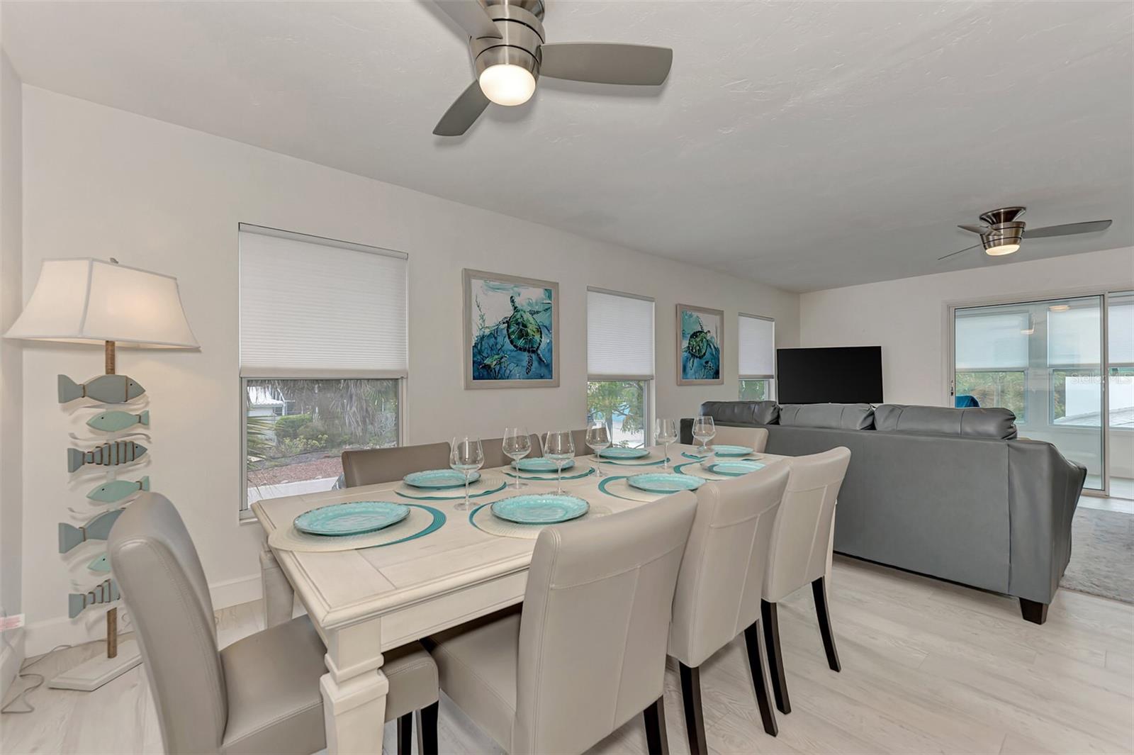 5516 AVENIDA DEL MARE, SARASOTA, FL, 34242