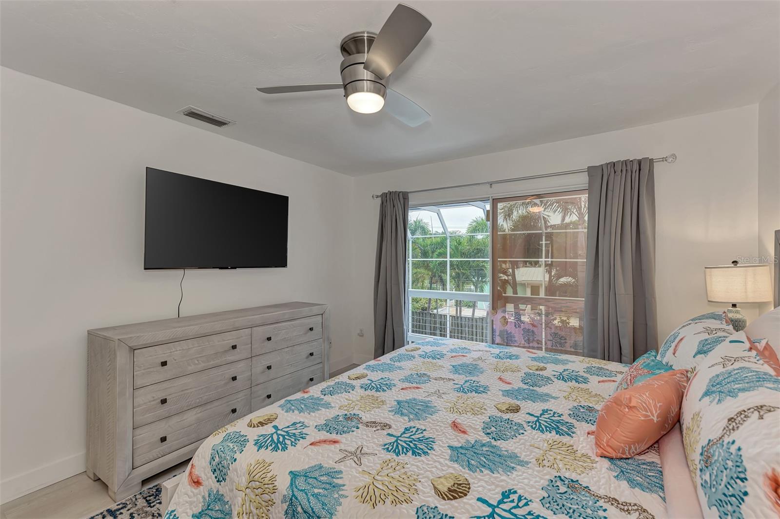 5516 AVENIDA DEL MARE, SARASOTA, FL, 34242