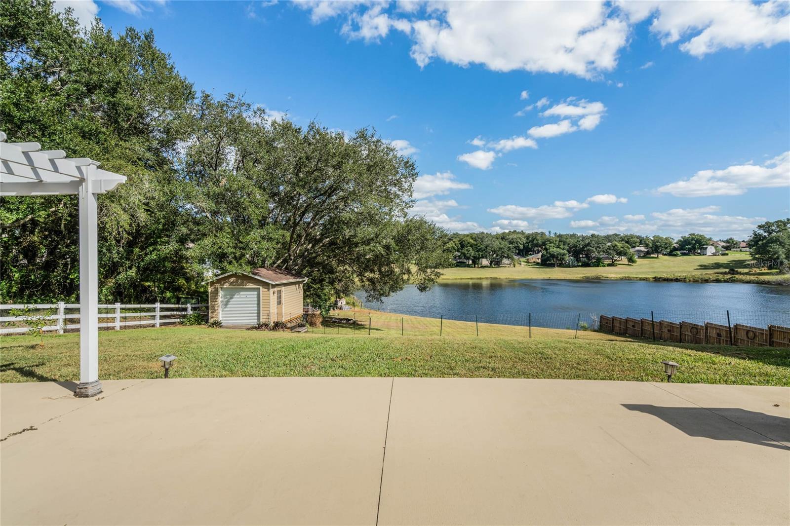 10120 LAKESHORE DR, CLERMONT, FL, 34711