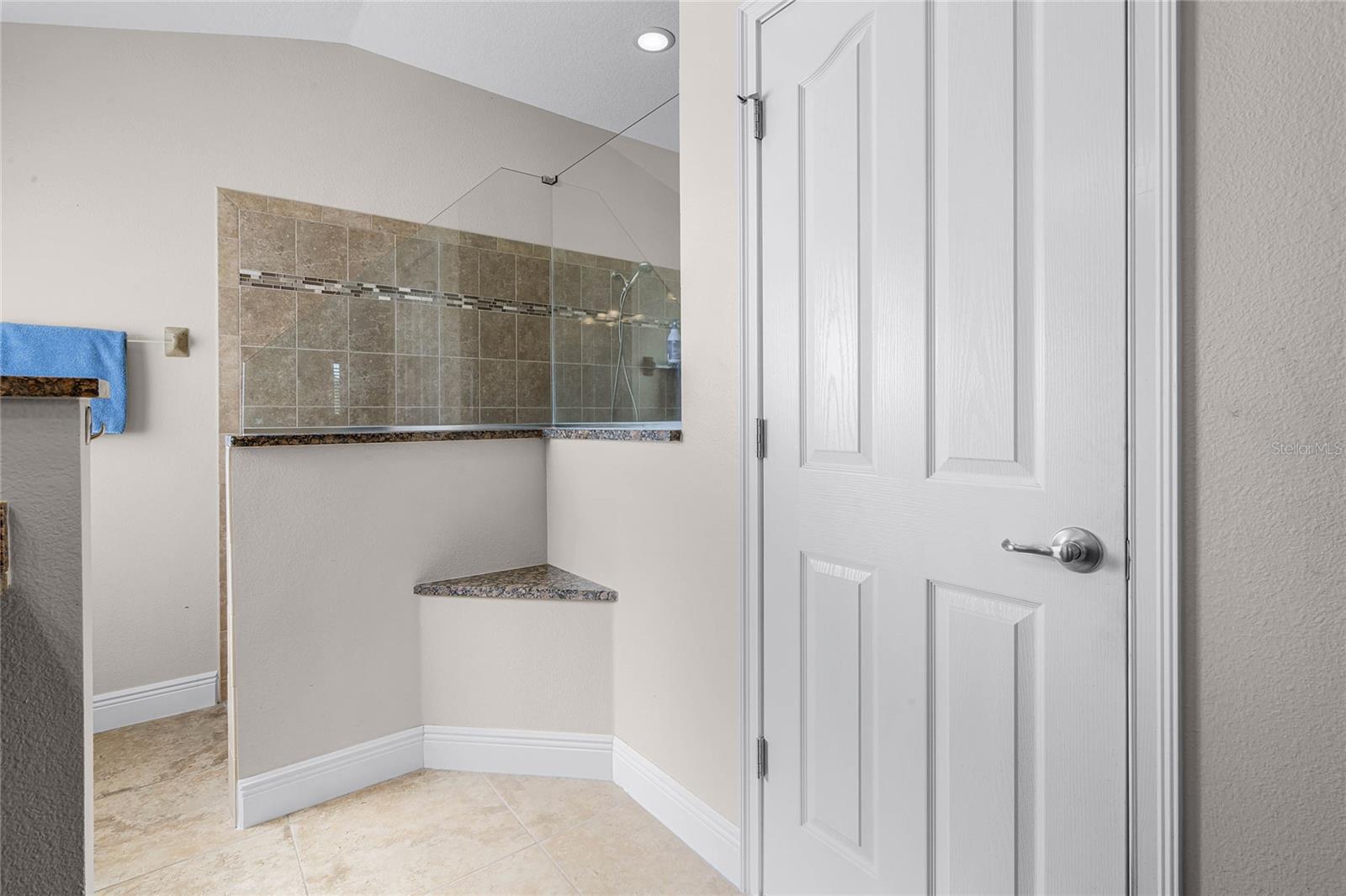 10120 LAKESHORE DR, CLERMONT, FL, 34711