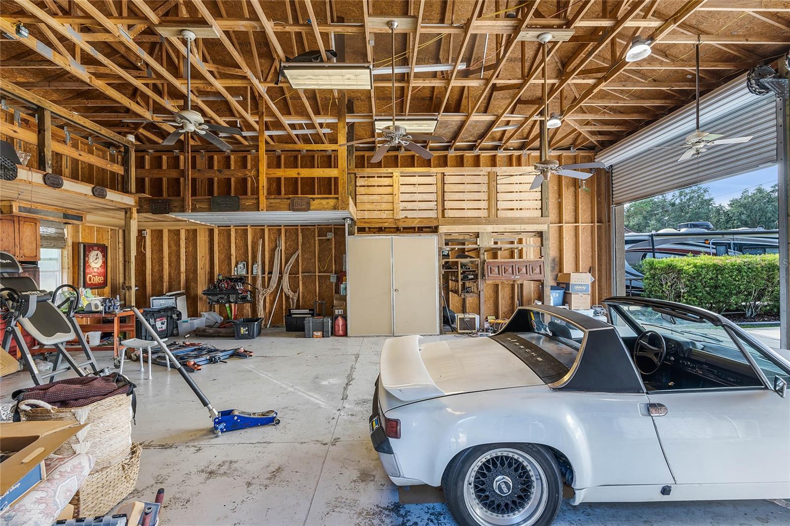 10120 LAKESHORE DR, CLERMONT, FL, 34711