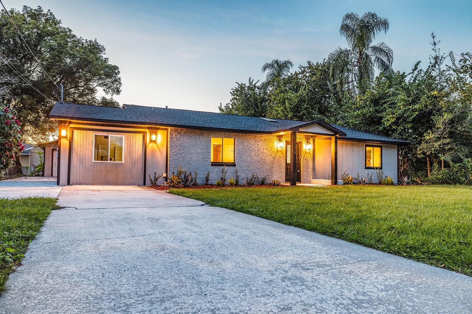 1214 S Crystal Lake Drive Orlando, Florida, United States Home For Sale