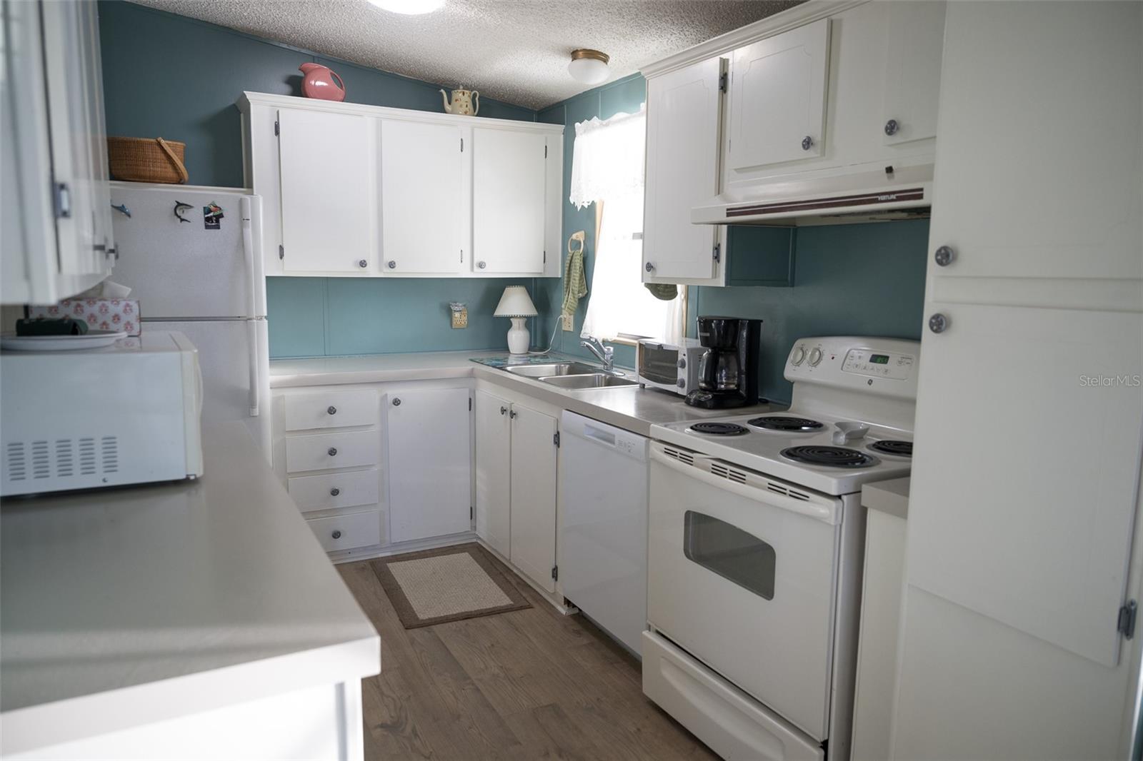504 LA PLAYA CIR, NORTH PORT, FL, 34287