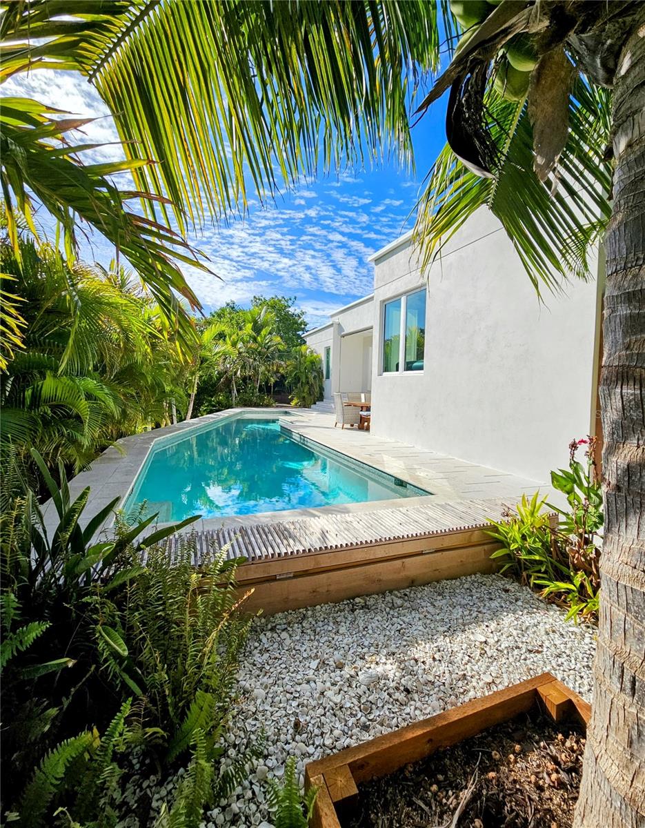 2408 NASSAU ST, SARASOTA, FL, 34231