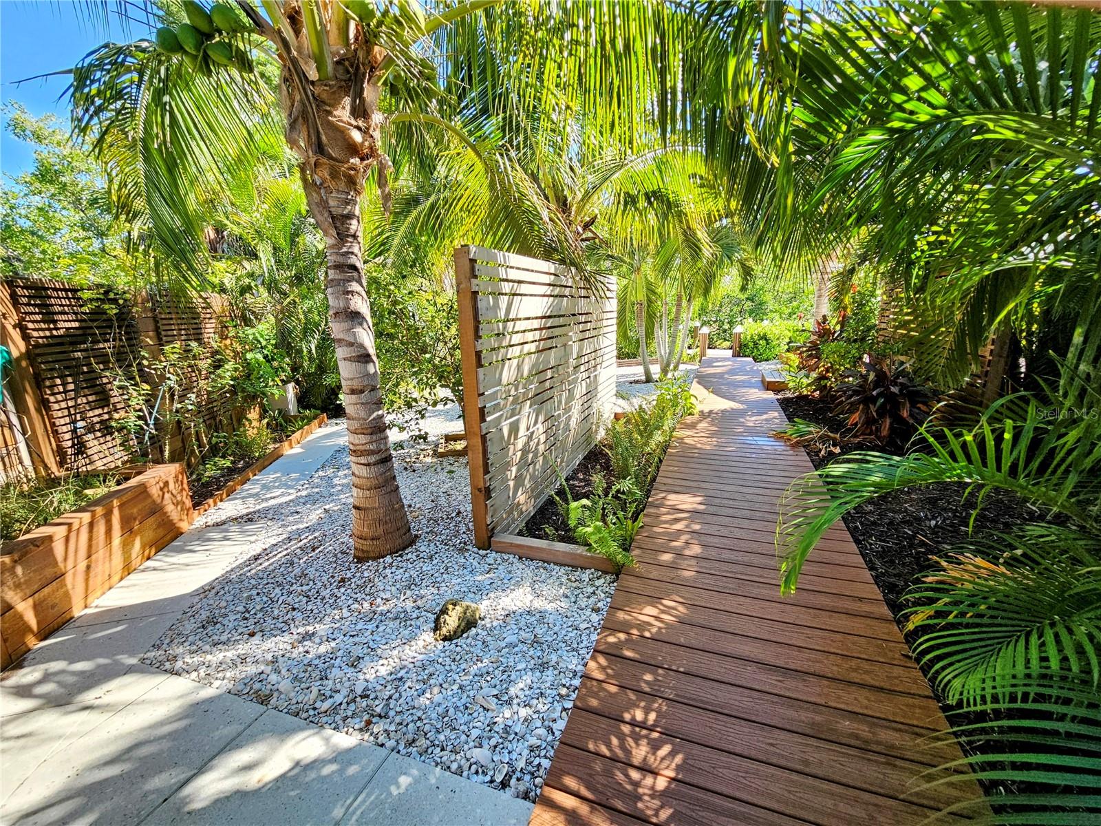 2408 NASSAU ST, SARASOTA, FL, 34231