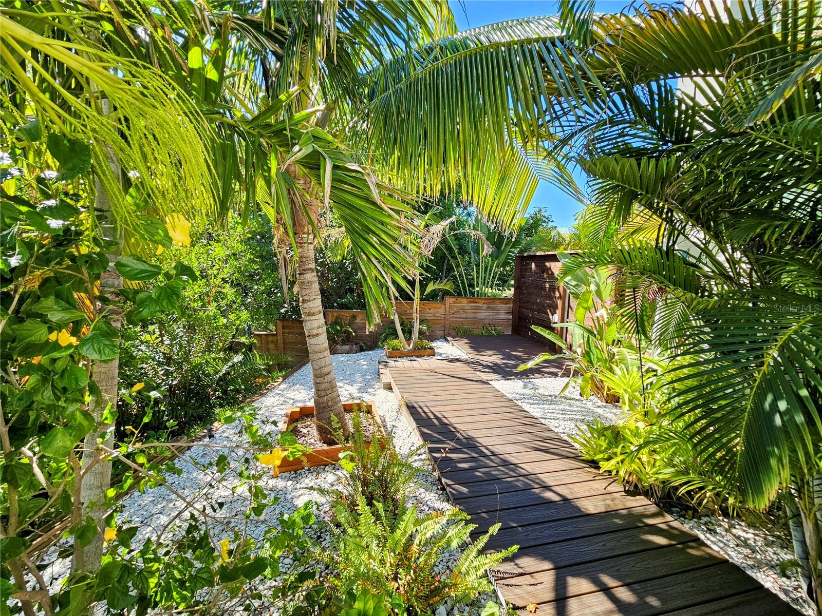 2408 NASSAU ST, SARASOTA, FL, 34231