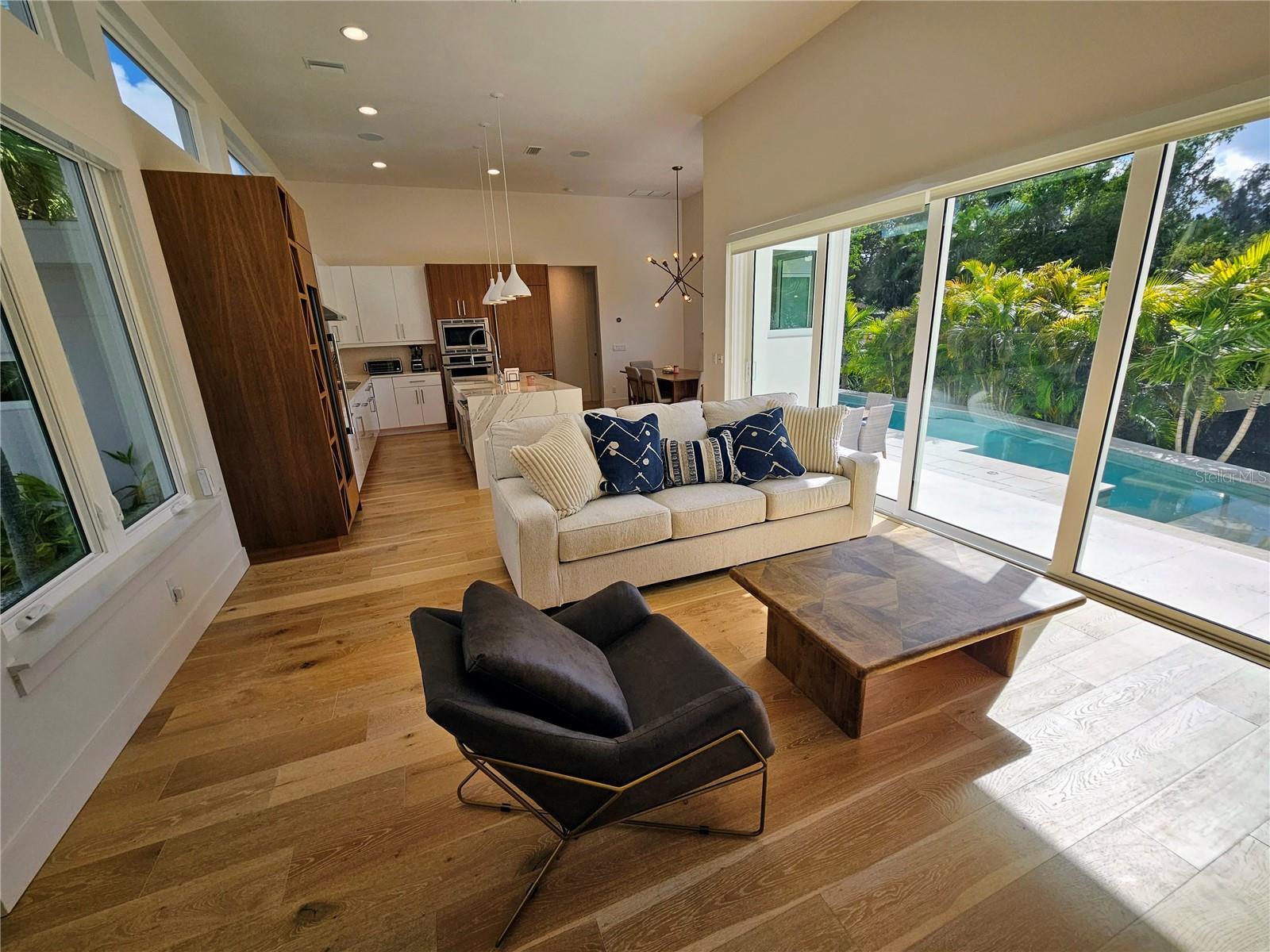 2408 NASSAU ST, SARASOTA, FL, 34231