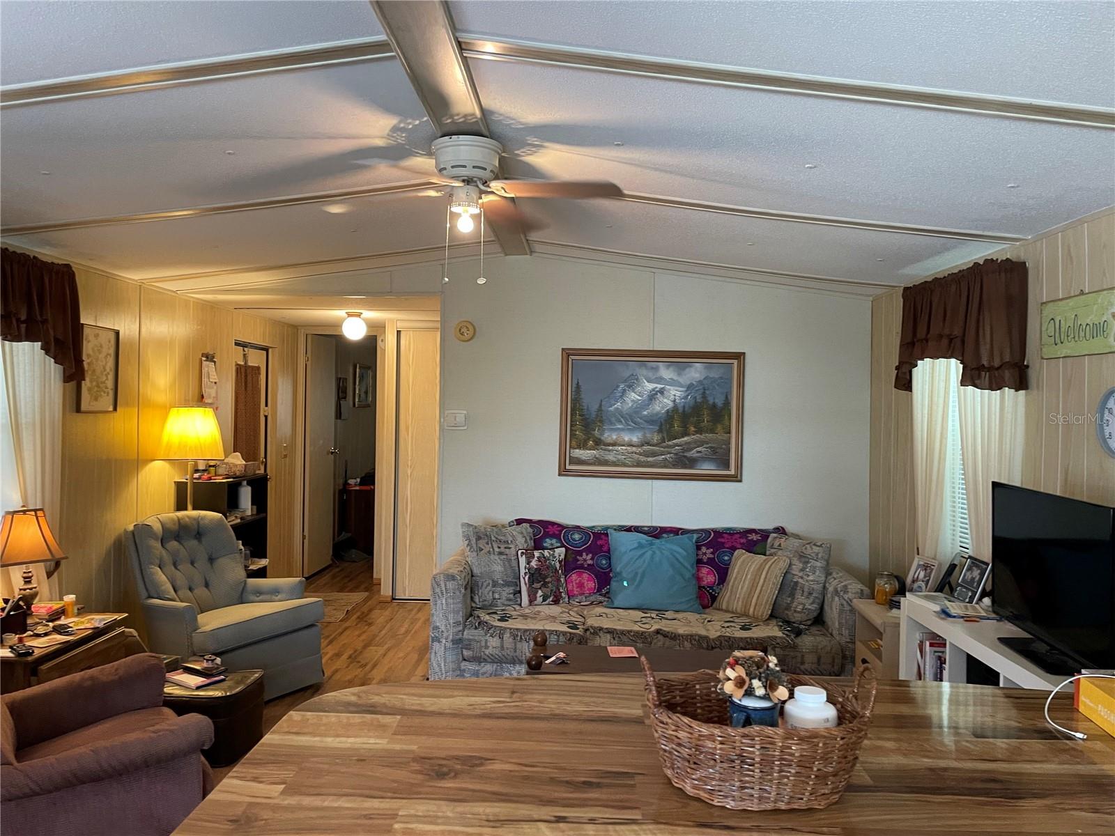 P4927994 Property Photo