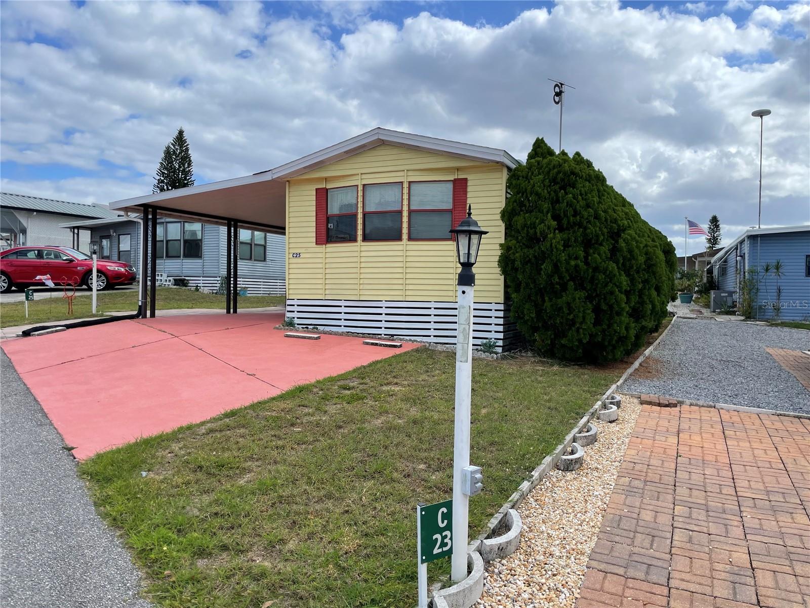 P4927994 Property Photo