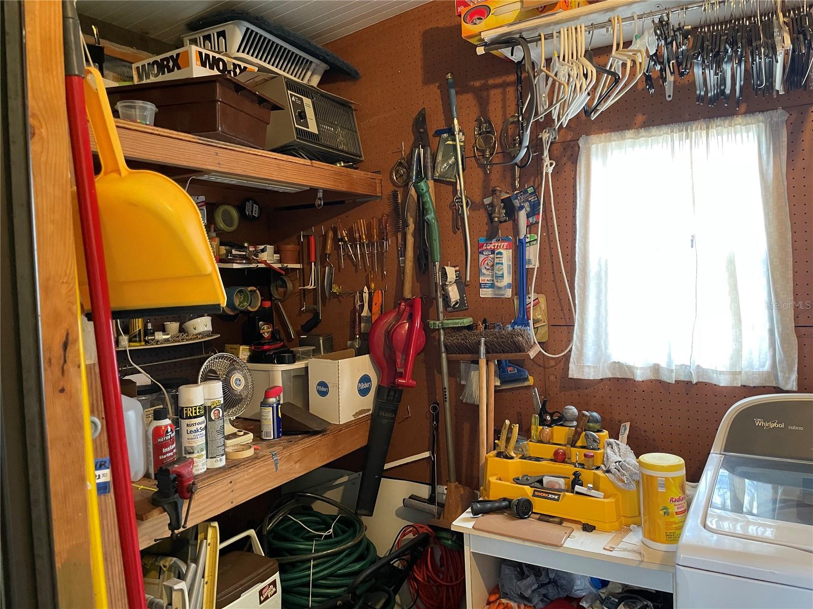 P4927994 Property Photo