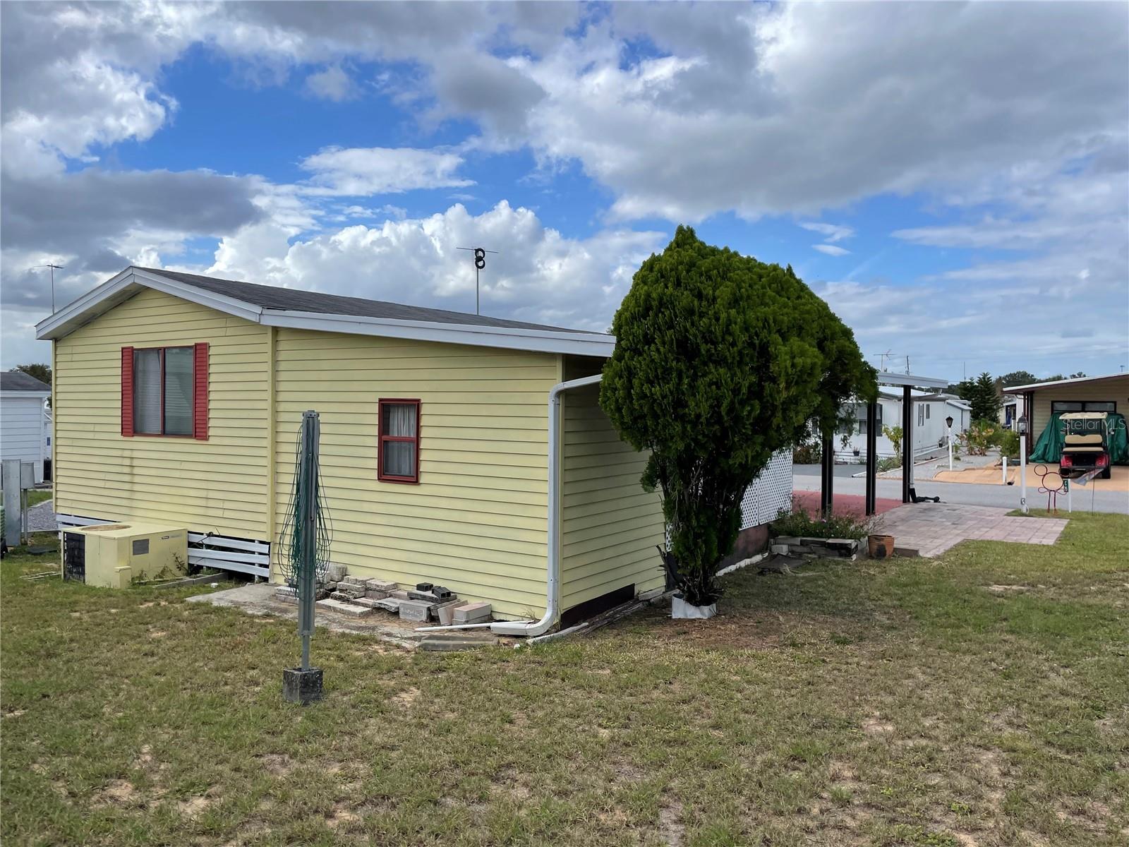 P4927994 Property Photo