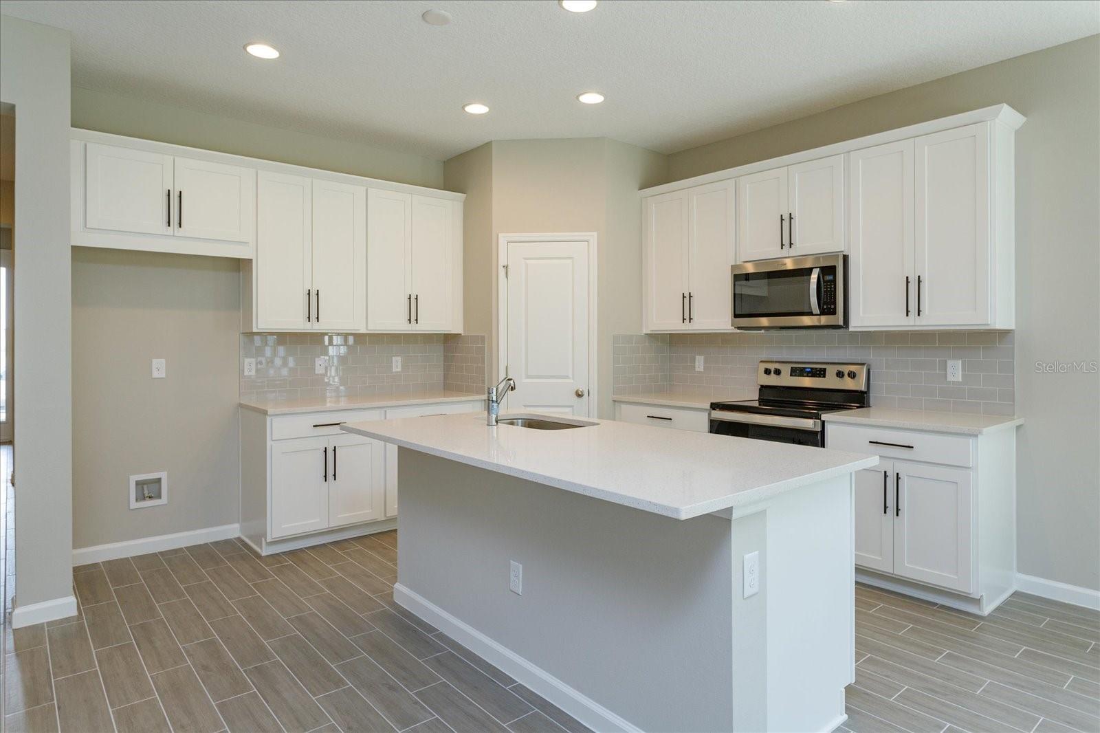 413 SILVER PALM DR, HAINES CITY, FL, 33844