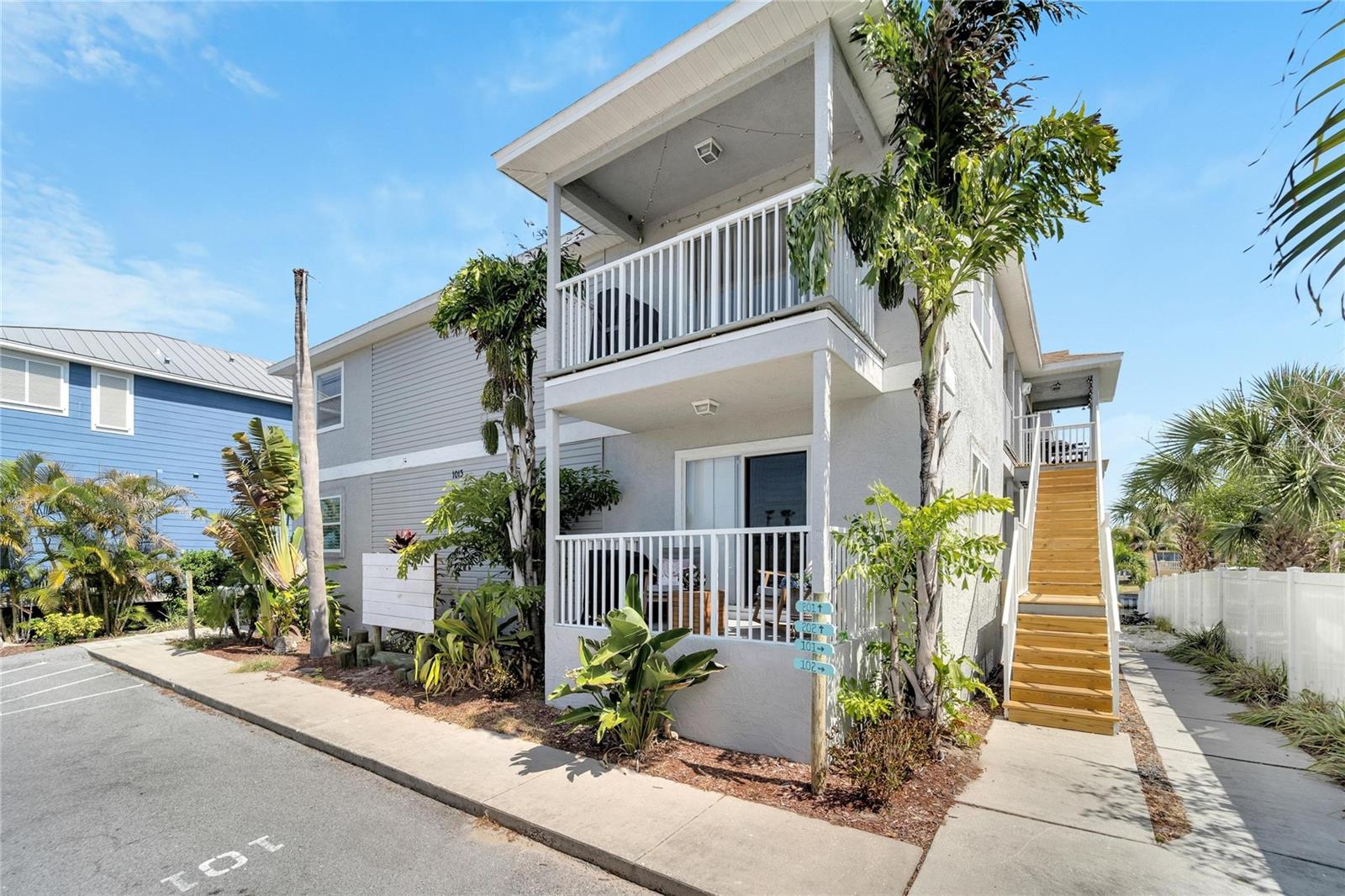 1013 APOLLO BEACH BLVD #202, APOLLO BEACH, FL, 33572
