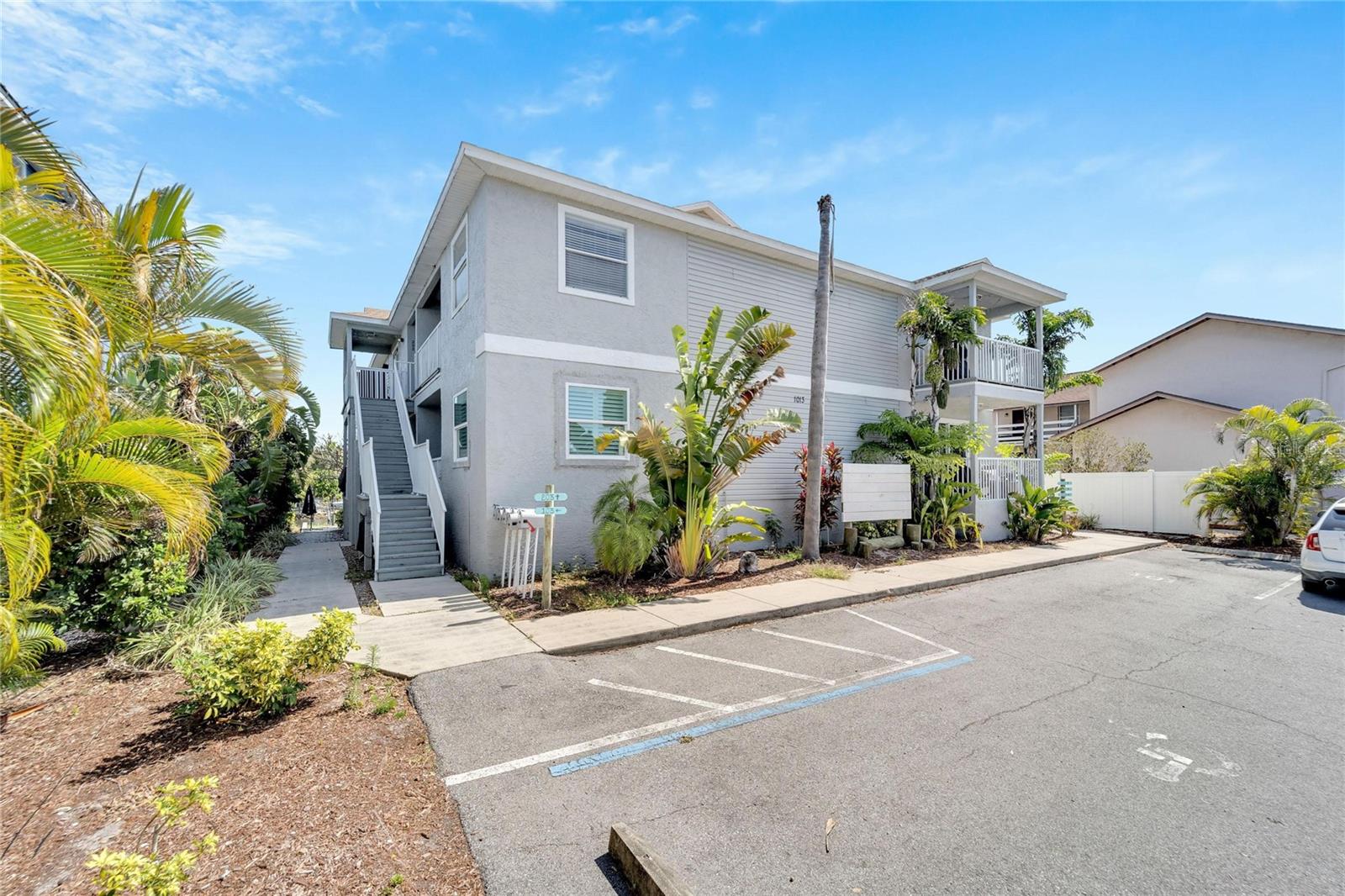 1013 APOLLO BEACH BLVD #202, APOLLO BEACH, FL, 33572