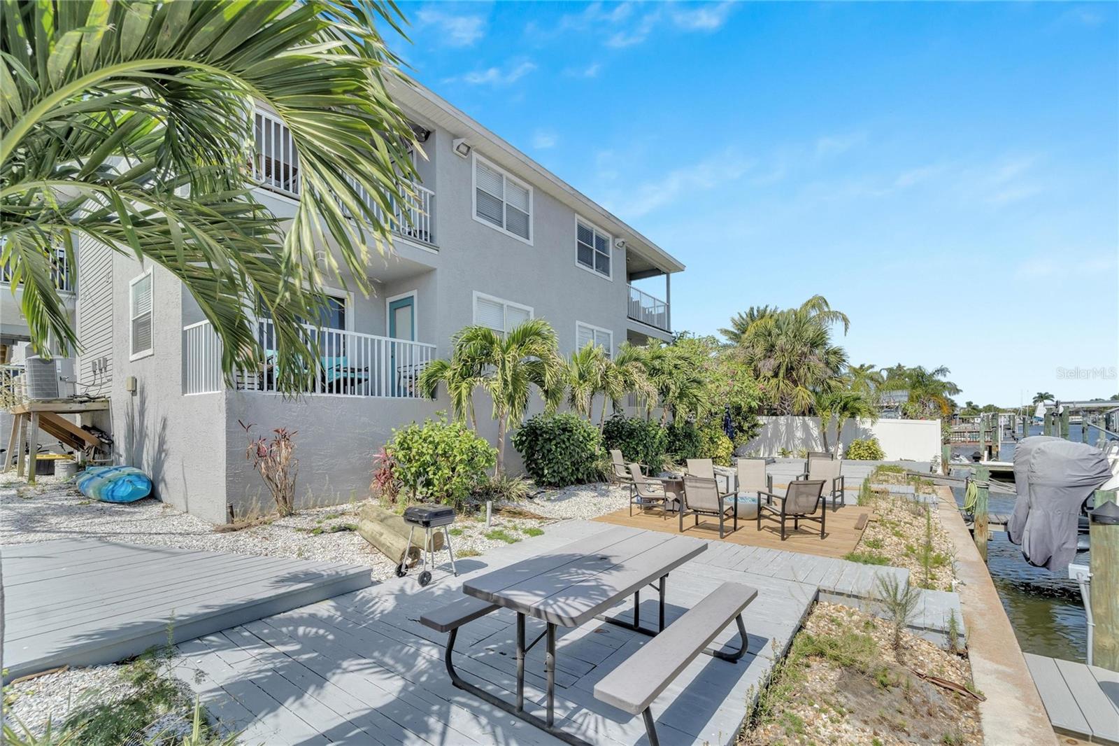 1013 APOLLO BEACH BLVD #202, APOLLO BEACH, FL, 33572