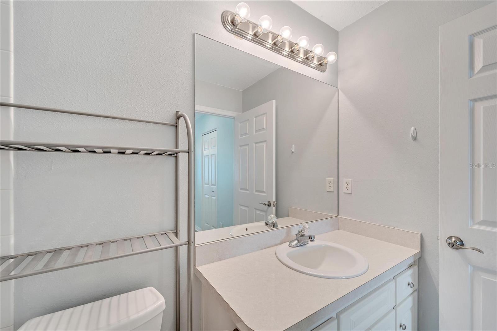 1013 APOLLO BEACH BLVD #202, APOLLO BEACH, FL, 33572