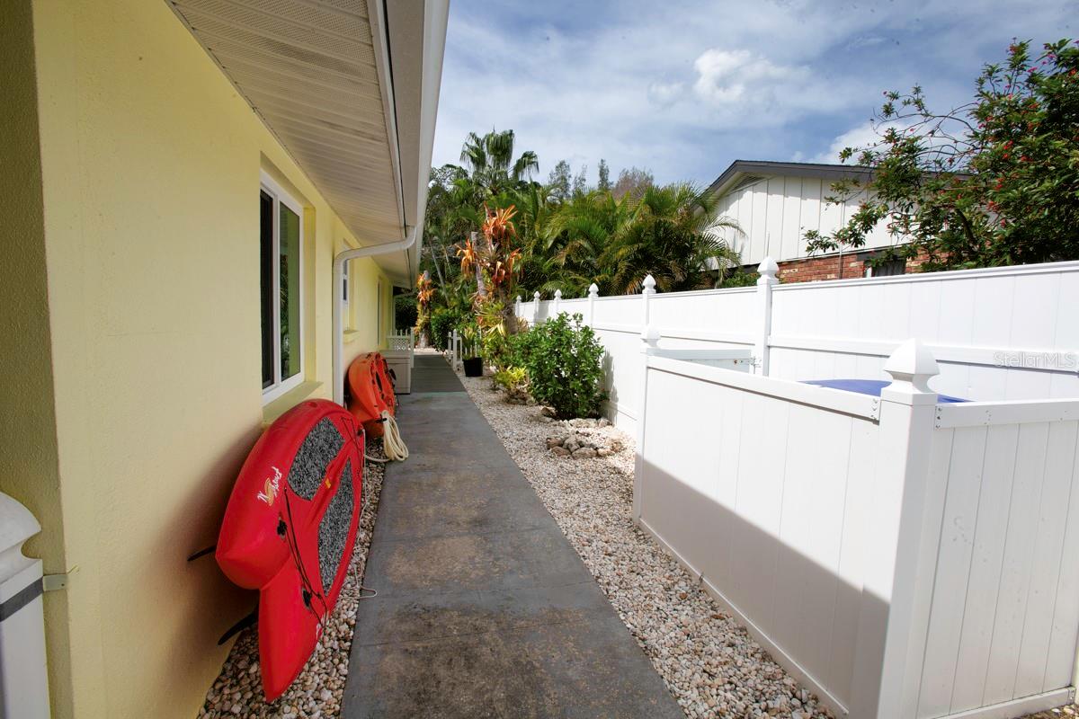 7165 LONGBOAT DR N, LONGBOAT KEY, FL, 34228