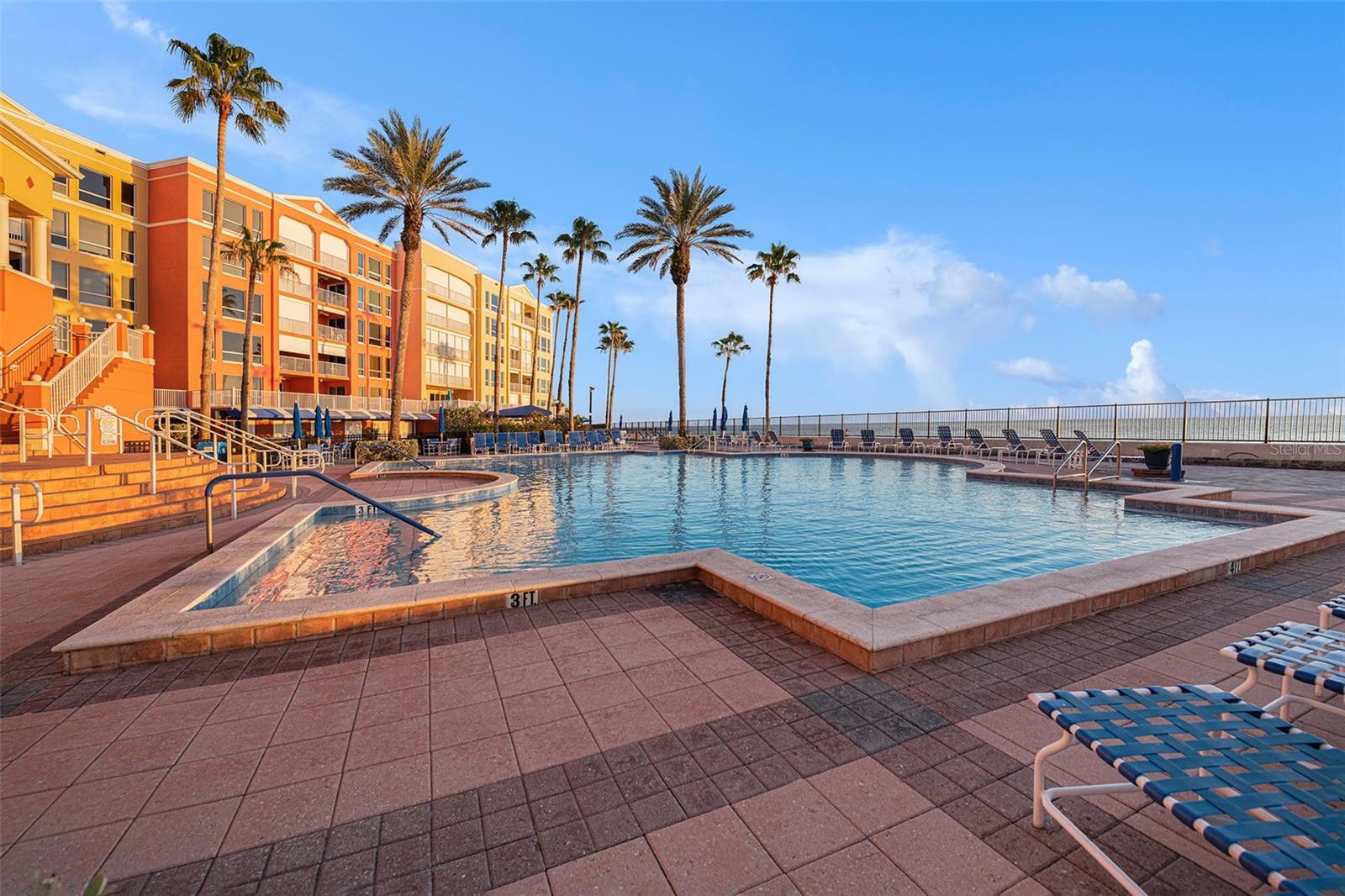 16700 GULF BLVD #625, NORTH REDINGTON BEACH, FL, 33708