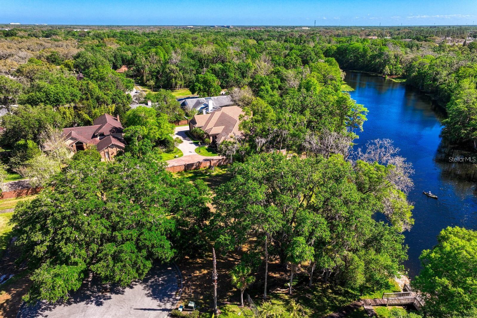 7810 TERRACE OAKS CT, TEMPLE TERRACE, FL, 33617