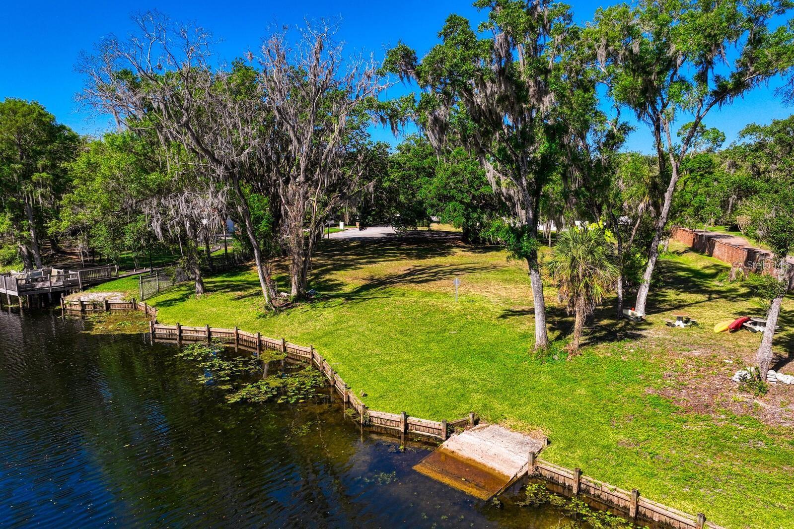 7810 TERRACE OAKS CT, TEMPLE TERRACE, FL, 33617