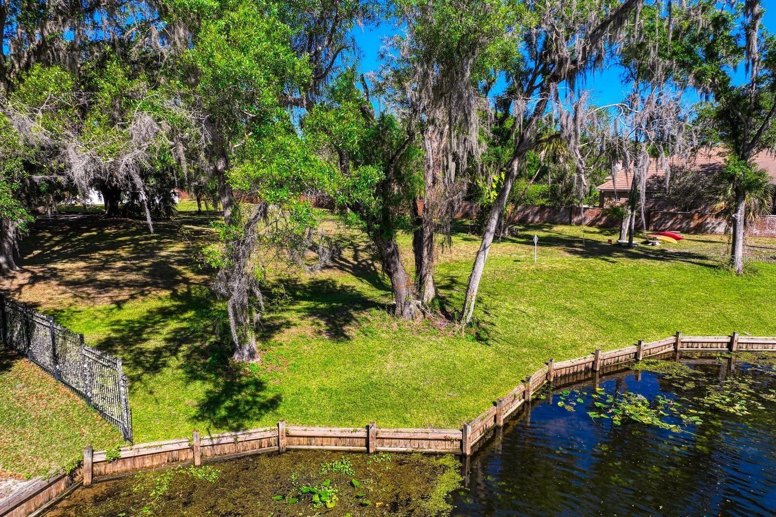 7810 TERRACE OAKS CT, TEMPLE TERRACE, FL, 33617