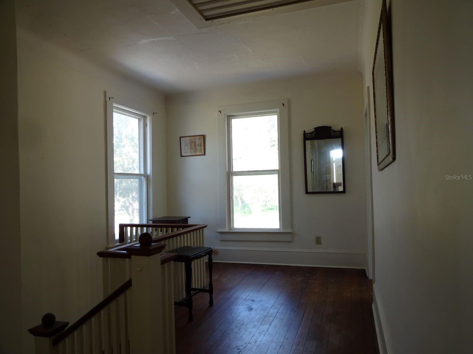 207 E 2ND AVE, PIERSON, FL, 32180