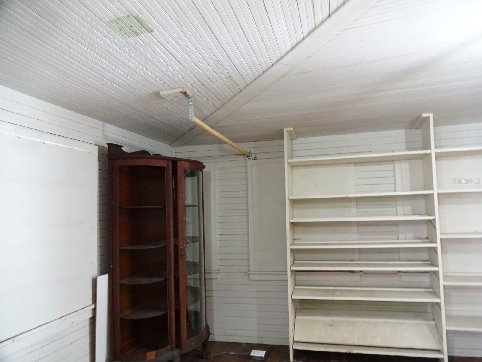 207 E 2ND AVE, PIERSON, FL, 32180