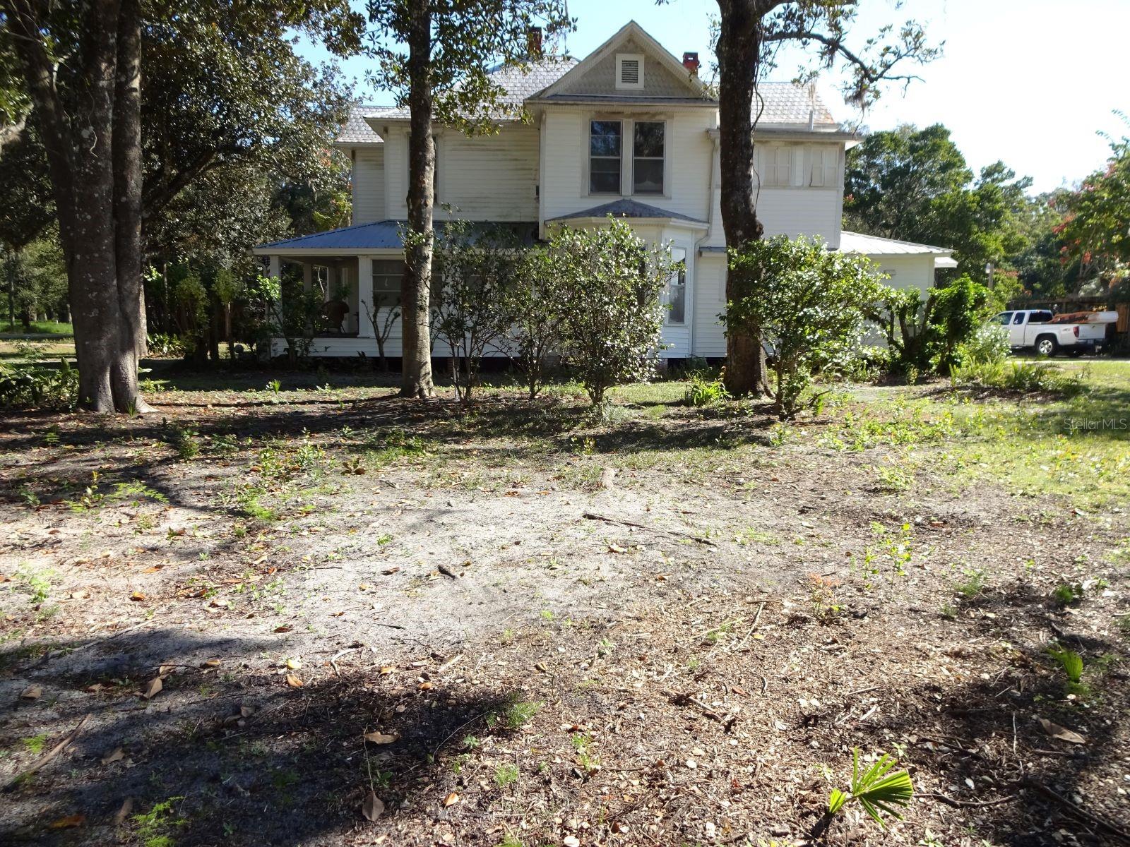 207 E 2ND AVE, PIERSON, FL, 32180