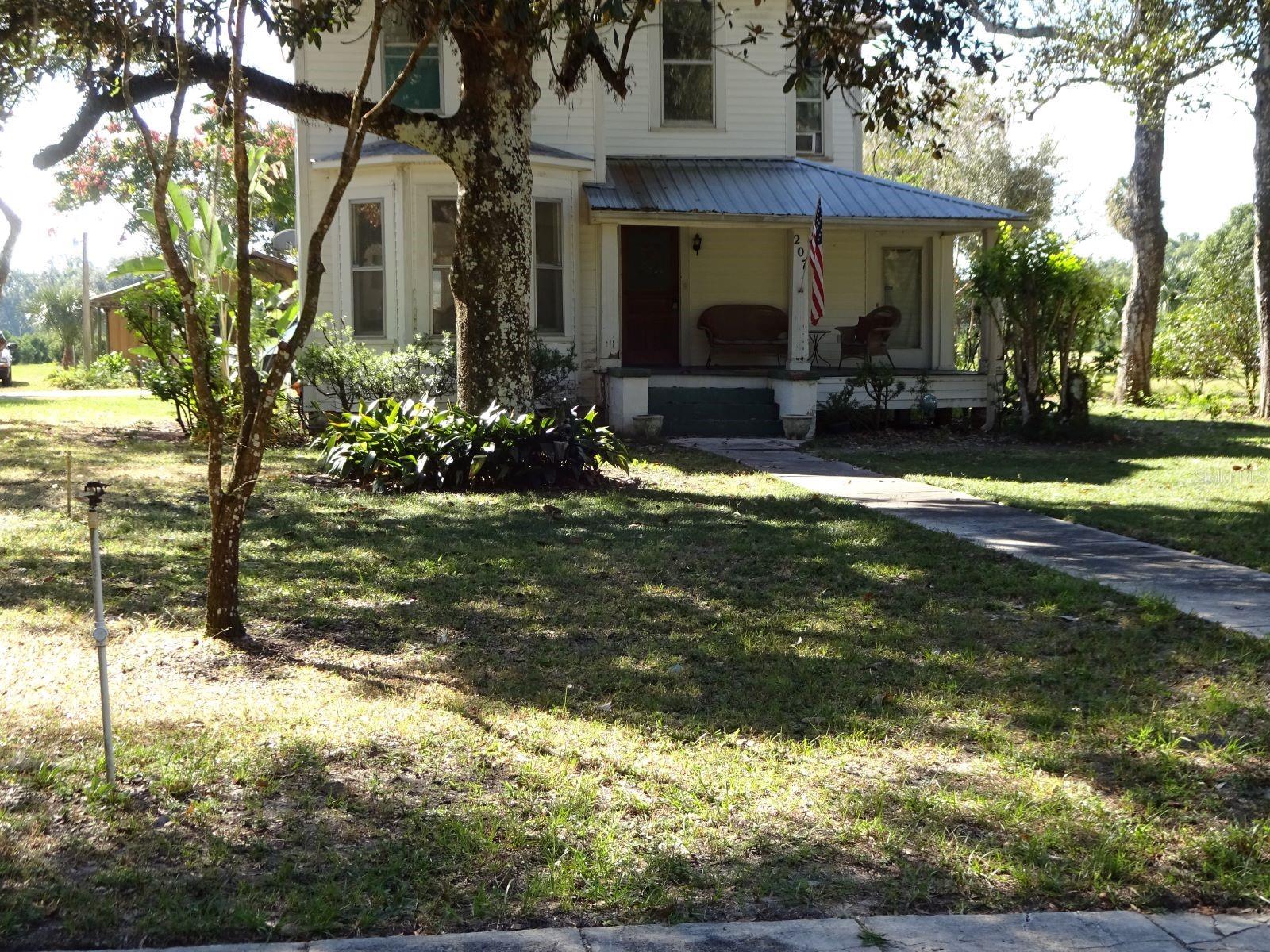 207 E 2ND AVE, PIERSON, FL, 32180