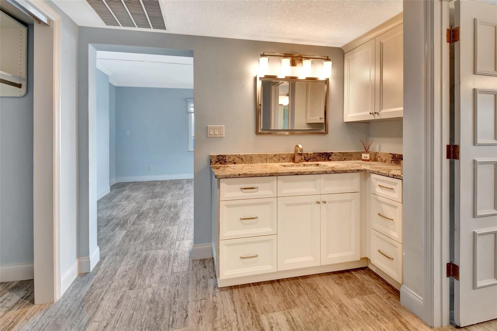 645 MARINA POINT DR #6450, DAYTONA BEACH, FL, 32114