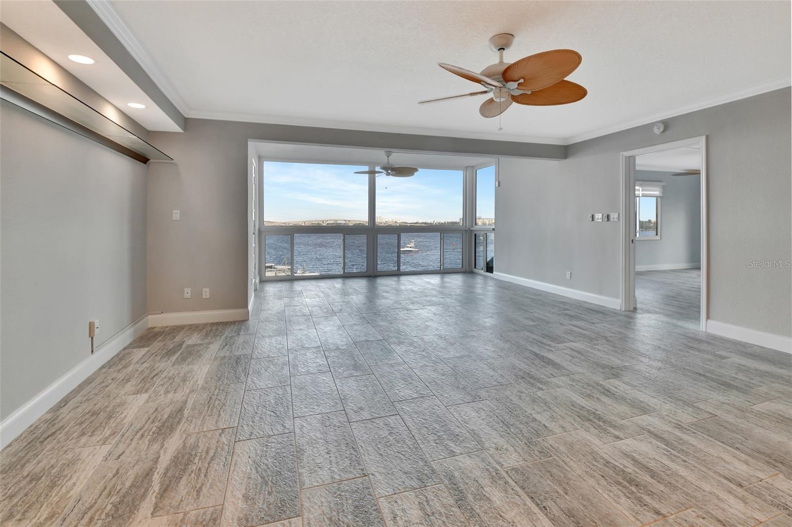 645 MARINA POINT DR #6450, DAYTONA BEACH, FL, 32114