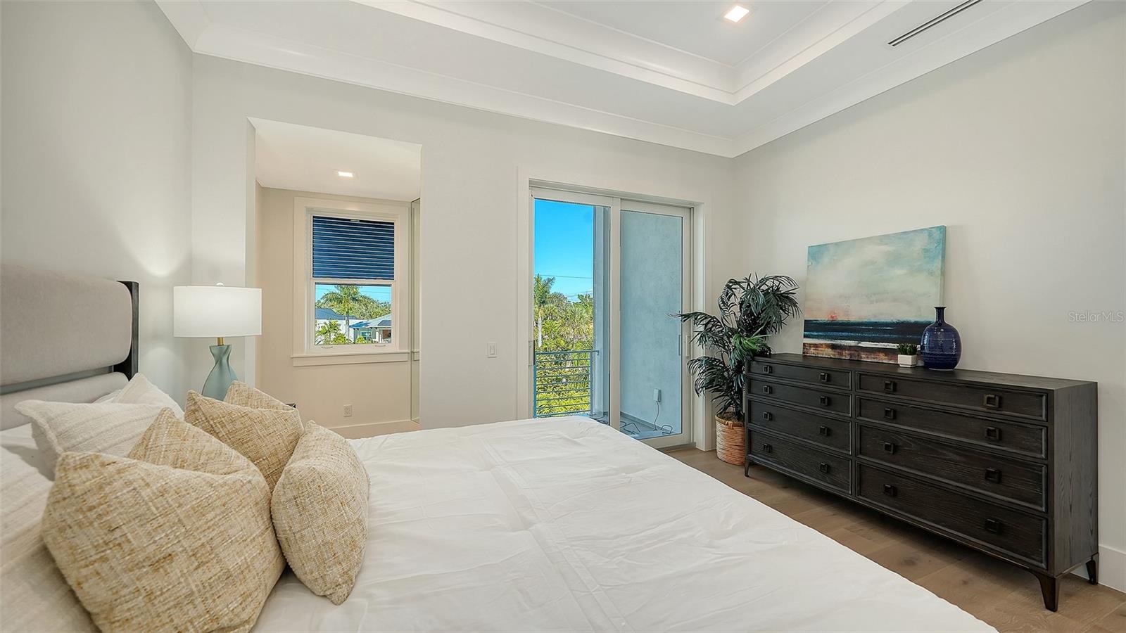 A4589732 Property Photo