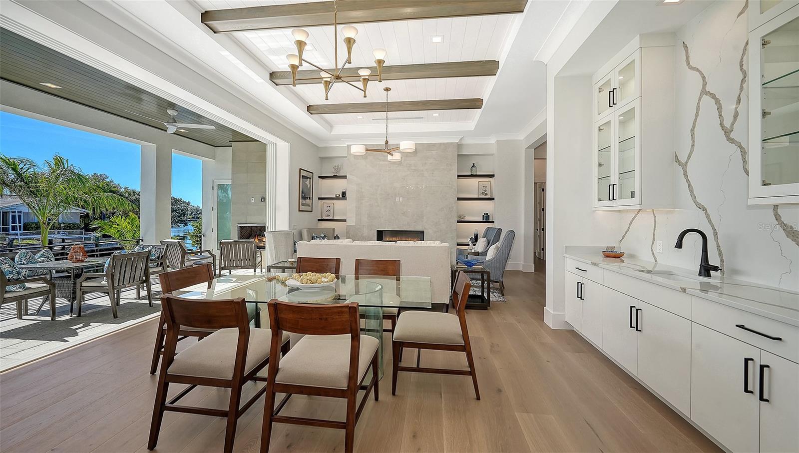 A4589732 Property Photo