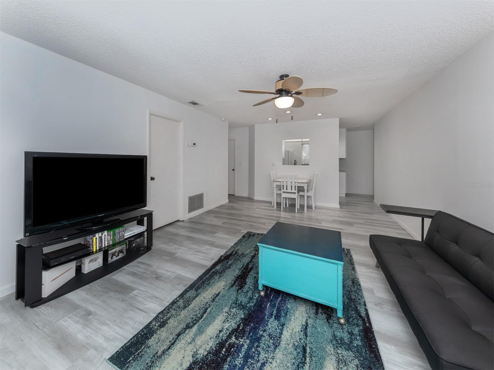431 AIRPORT AVE E #208, VENICE, FL, 34285