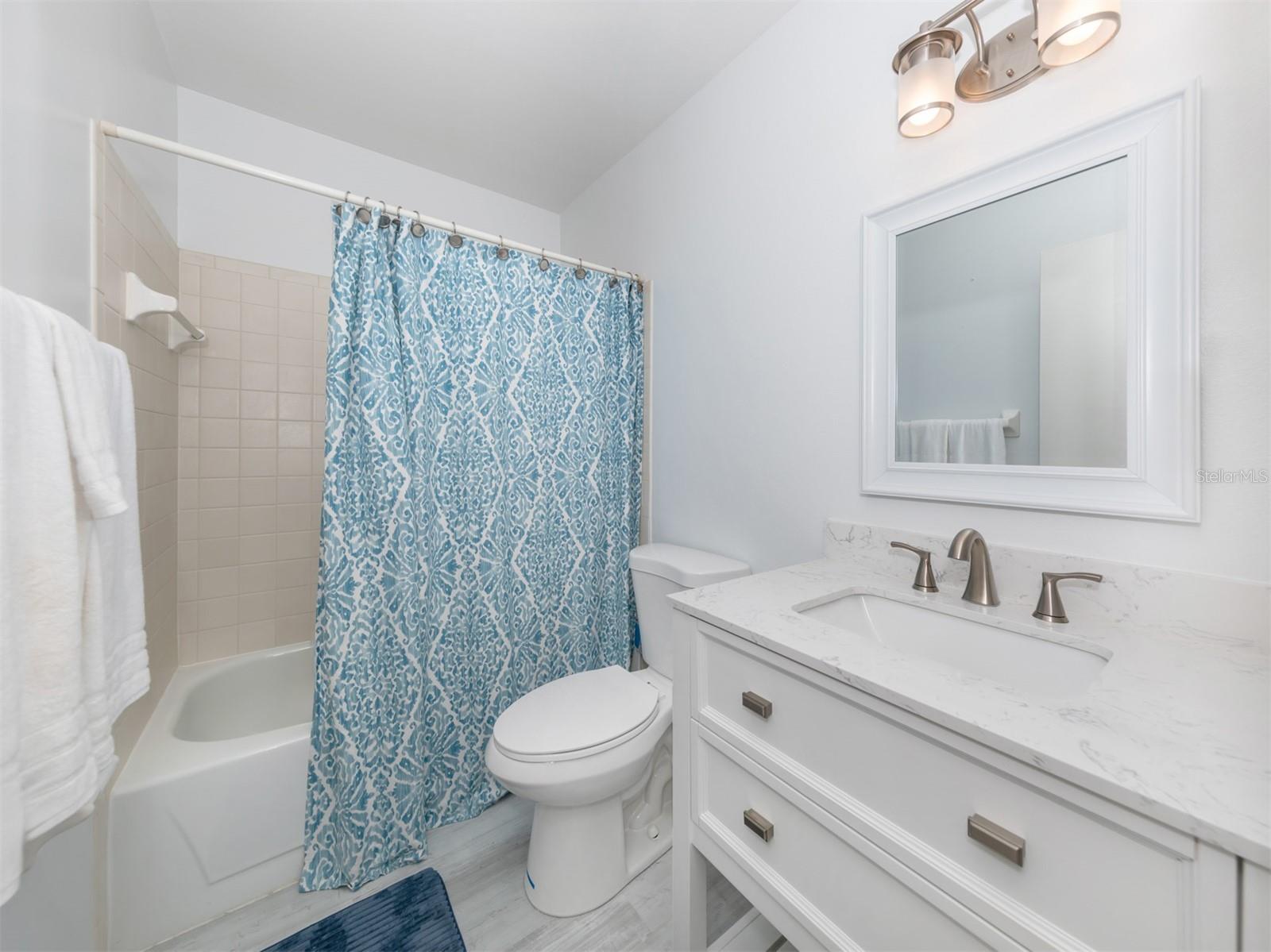 431 AIRPORT AVE E #208, VENICE, FL, 34285