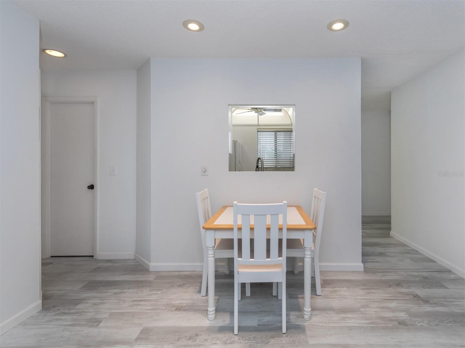431 AIRPORT AVE E #208, VENICE, FL, 34285