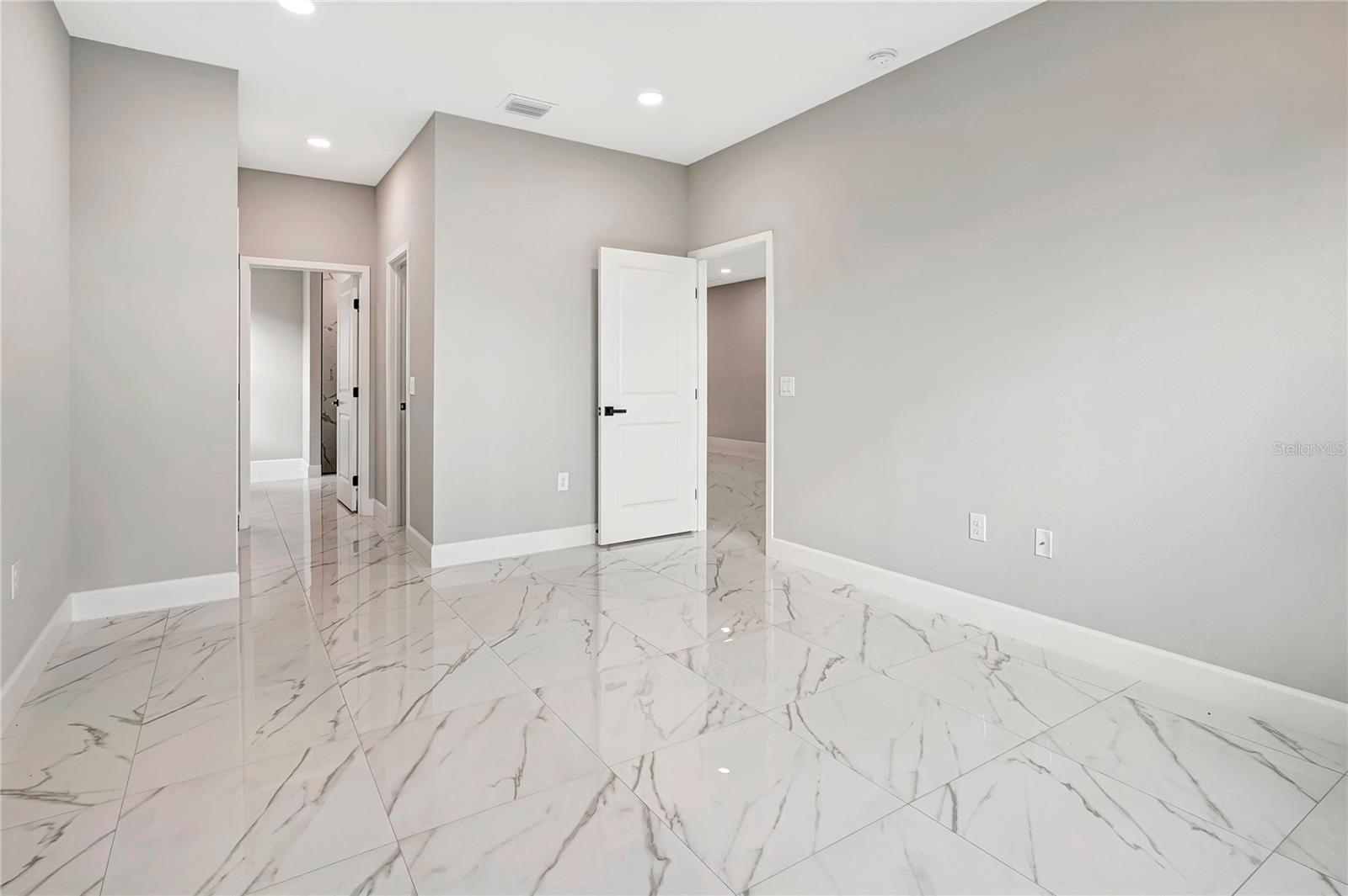 122 JENNIFER DR, ROTONDA WEST, FL, 33947