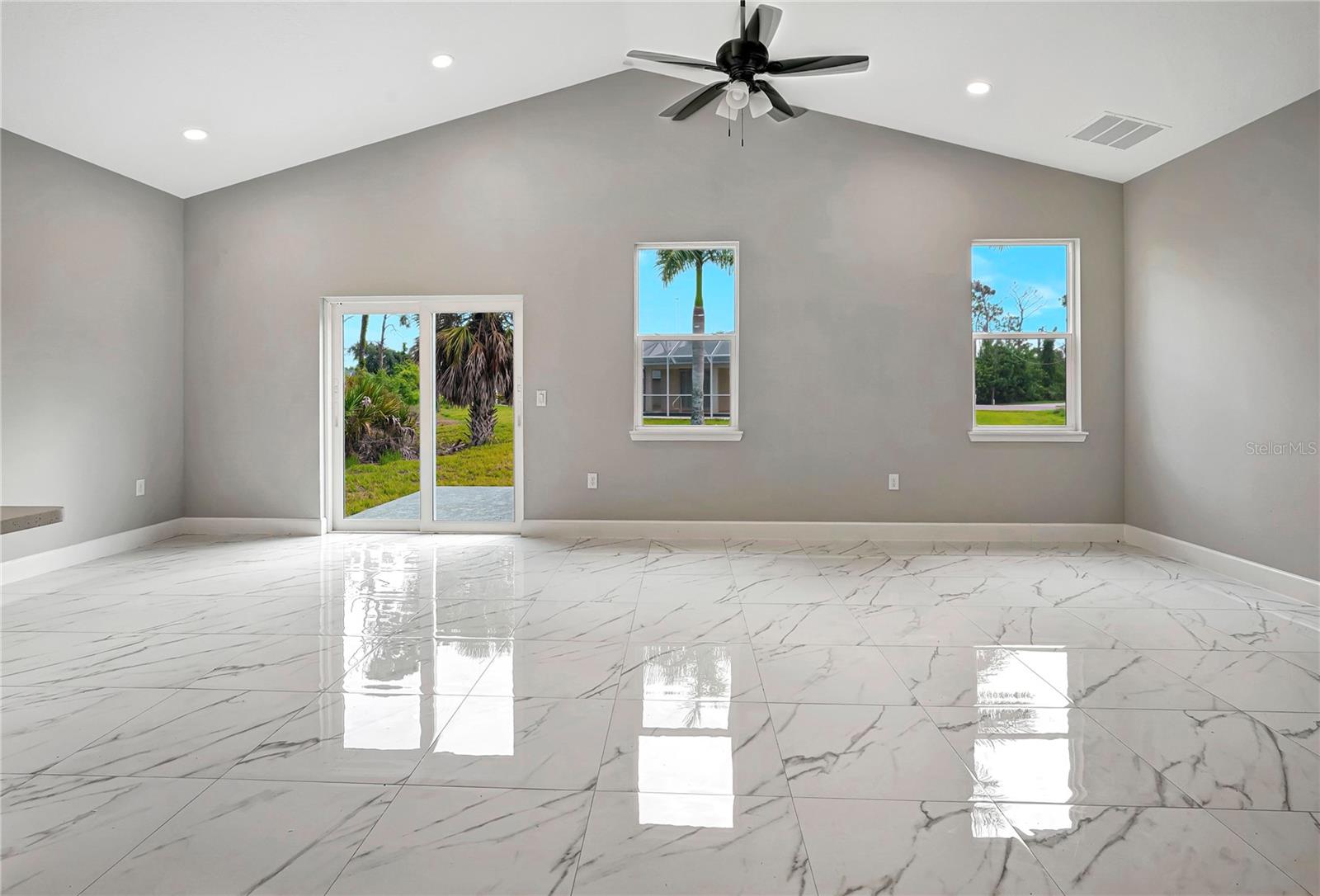 122 JENNIFER DR, ROTONDA WEST, FL, 33947